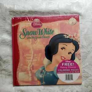 Disney Princess Snow White and the Seven Dwarfs Hardcover Book Vol.10